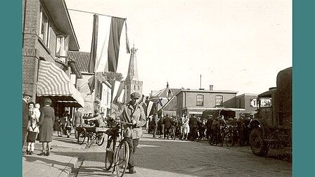 Het aanvoeren van krijgsgevangenen, 17 april 1945