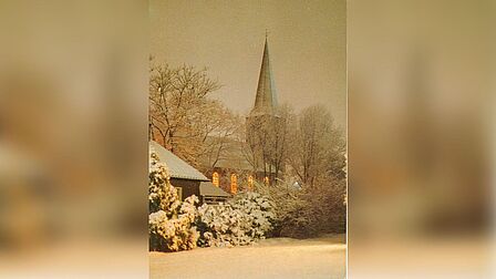 Voorthuizen, de Hervormde Kerk in de sneeuw, jaren zeventig.